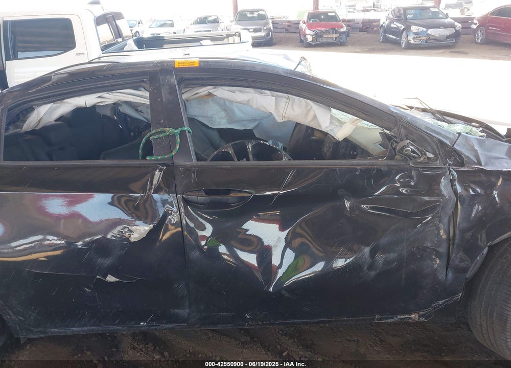 2019 TOYOTA COROLLA VIN: 5YFBURHE6KP896962
