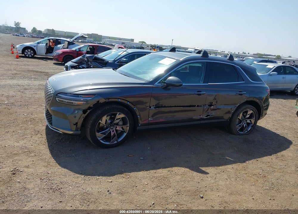 2024 GENESIS GV70 VIN: 5NMMCET12RH001383