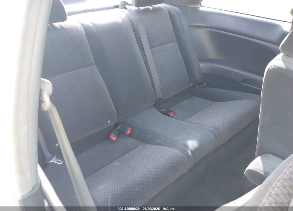 2005 HONDA CIVIC VP VIN: 1HGEM22155L038116