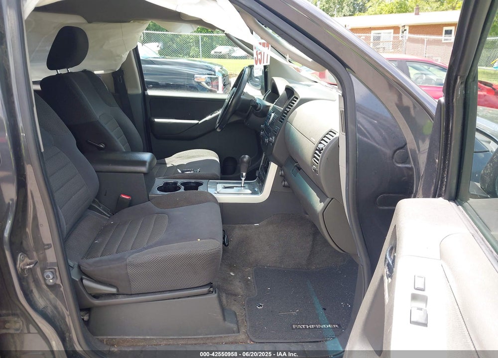 2011 NISSAN PATHFINDER VIN: 5N1AR1NB9BC629375