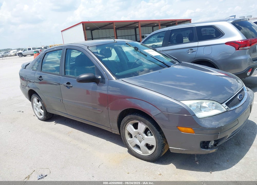 2007 FORD FOCUS S/SE/SES VIN: 1FAHP34N37W184143