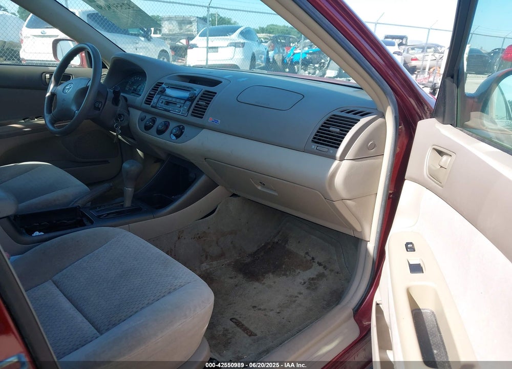 2002 TOYOTA CAMRY LE VIN: 4T1BE32K92U570516