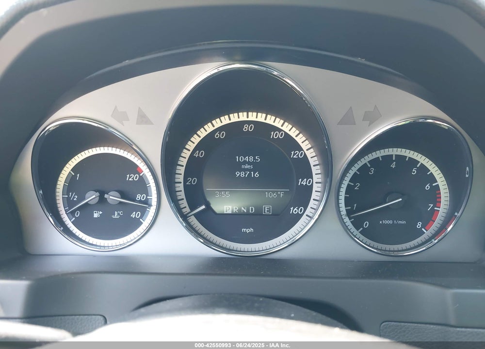 2011 MERCEDES-BENZ C CLASS VIN: WDDGF8BB0BR135476