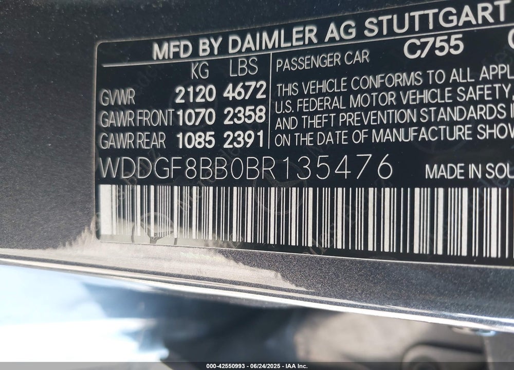 2011 MERCEDES-BENZ C CLASS VIN: WDDGF8BB0BR135476