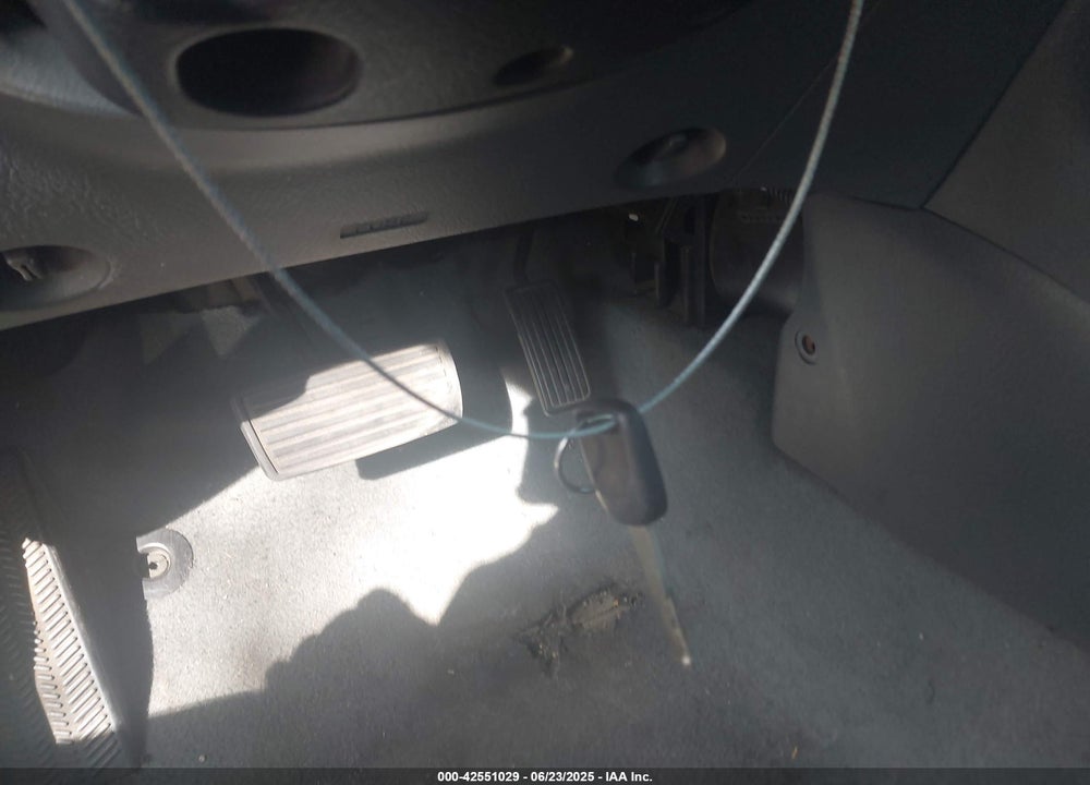 2004 HONDA CIVIC VP VIN: 2HGES16314H555498