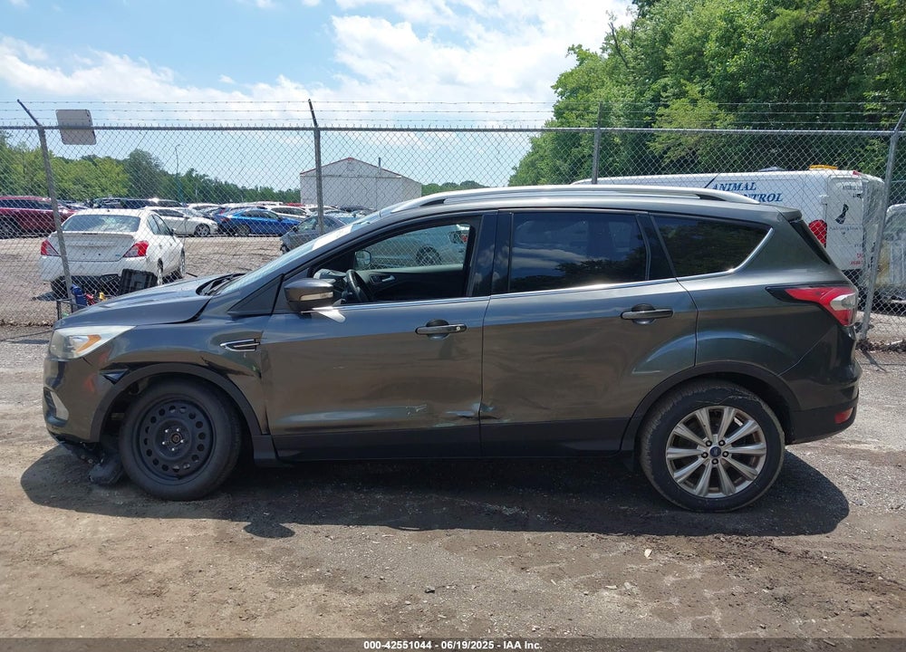 2017 FORD ESCAPE VIN: 1FMCU9J97HUC12512