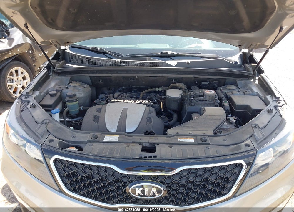 2013 KIA SORENTO SX VIN: 5XYKW4A2XDG331134