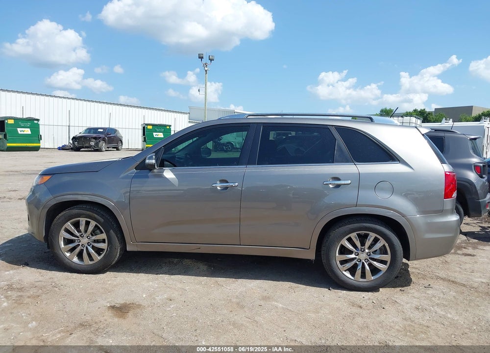 2013 KIA SORENTO SX VIN: 5XYKW4A2XDG331134