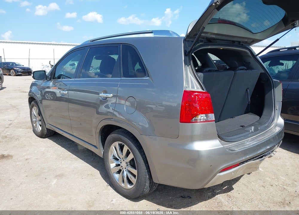 2013 KIA SORENTO SX VIN: 5XYKW4A2XDG331134