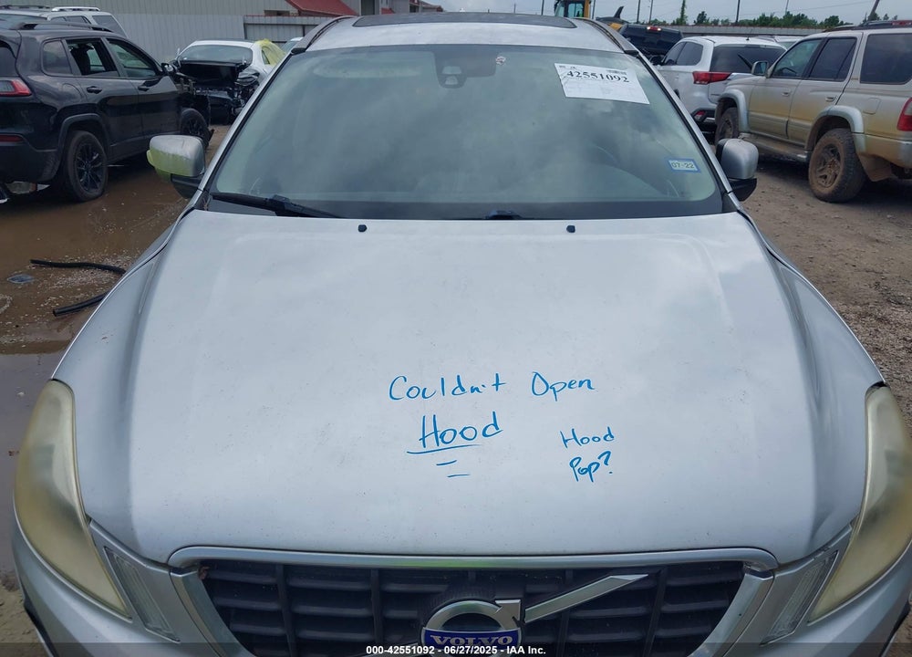 2010 VOLVO XC60 VIN: YV4992DZ5A2023651