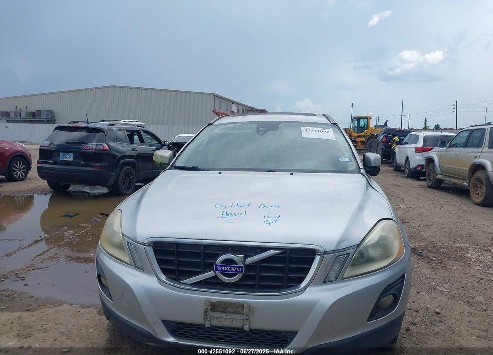 2010 VOLVO XC60 VIN: YV4992DZ5A2023651