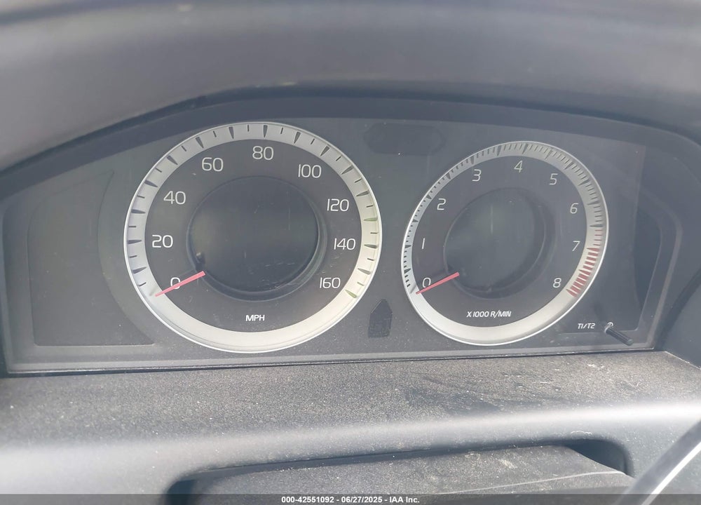 2010 VOLVO XC60 VIN: YV4992DZ5A2023651