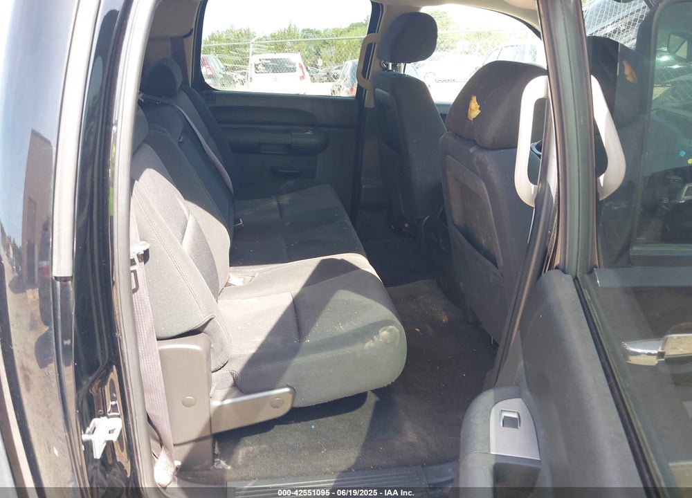 2011 CHEVROLET SILVERADO 1500 VIN: 3GCPCSE01BG346437