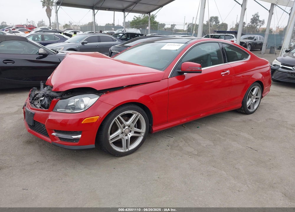 2014 MERCEDES-BENZ C CLASS VIN: WDDGJ4HB4EG300833