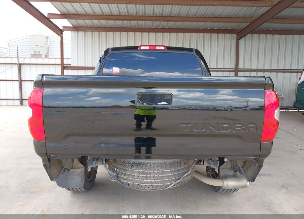2017 TOYOTA TUNDRA VIN: 5TFGW5F17HX212567