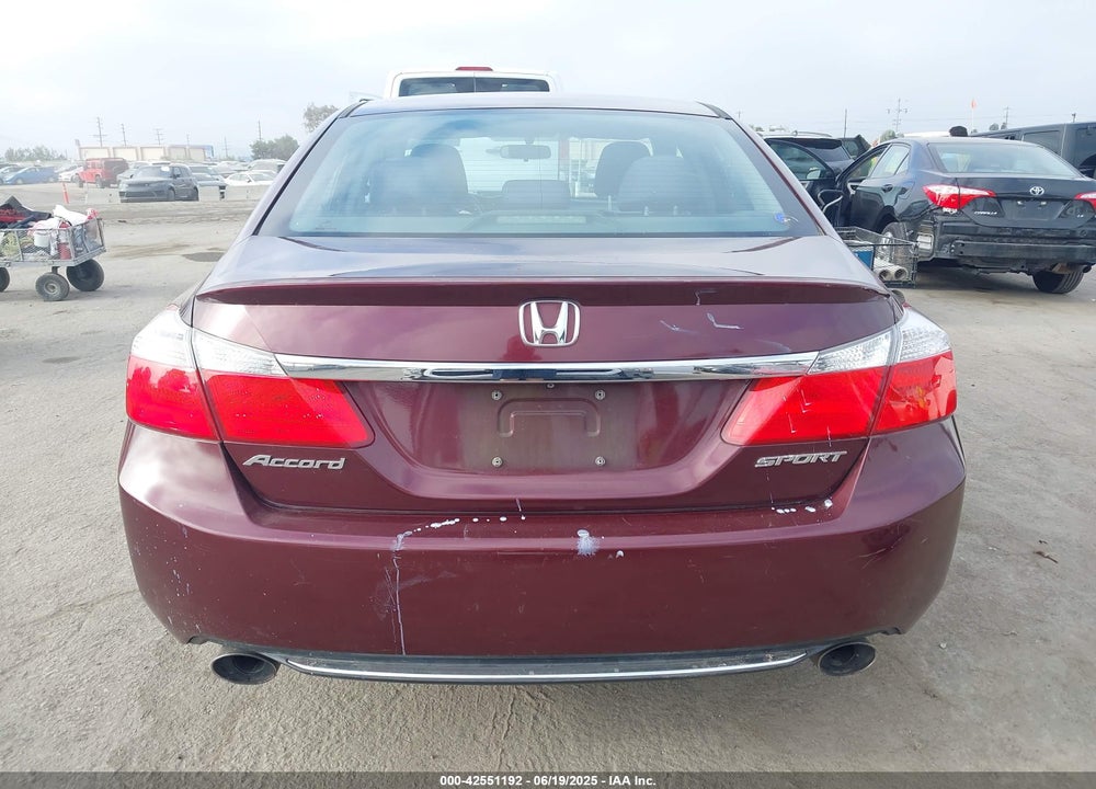 2015 HONDA ACCORD VIN: 1HGCR2F51FA123537