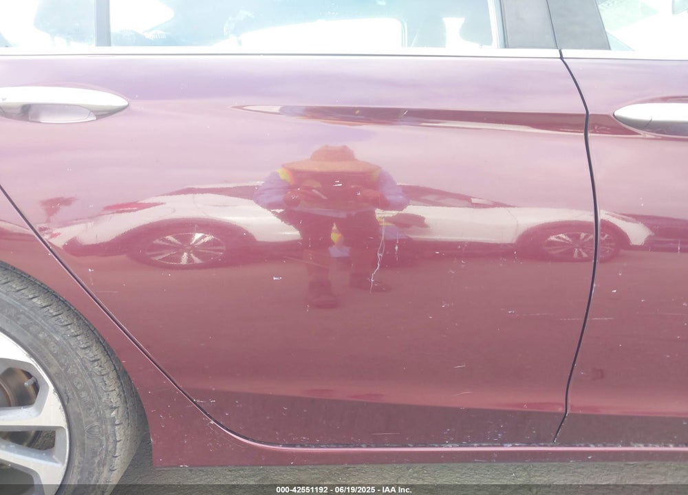 2015 HONDA ACCORD VIN: 1HGCR2F51FA123537