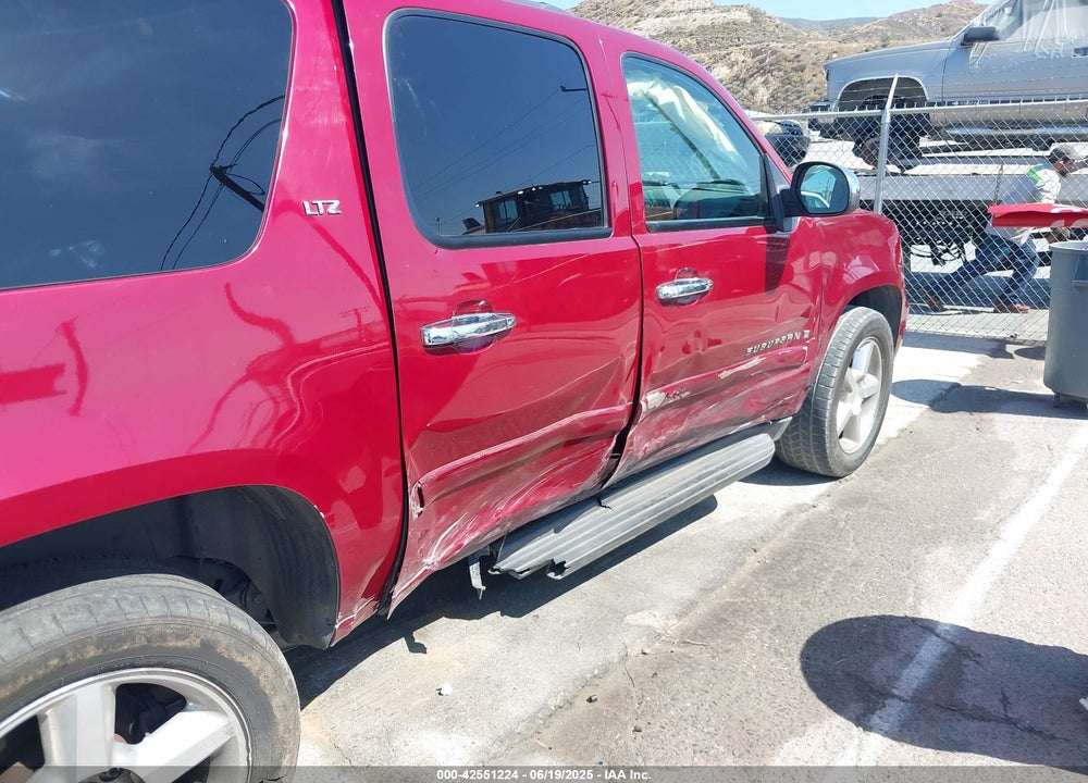 2007 CHEVROLET SUBURBAN 1500 VIN: 3GNFK16347G260507
