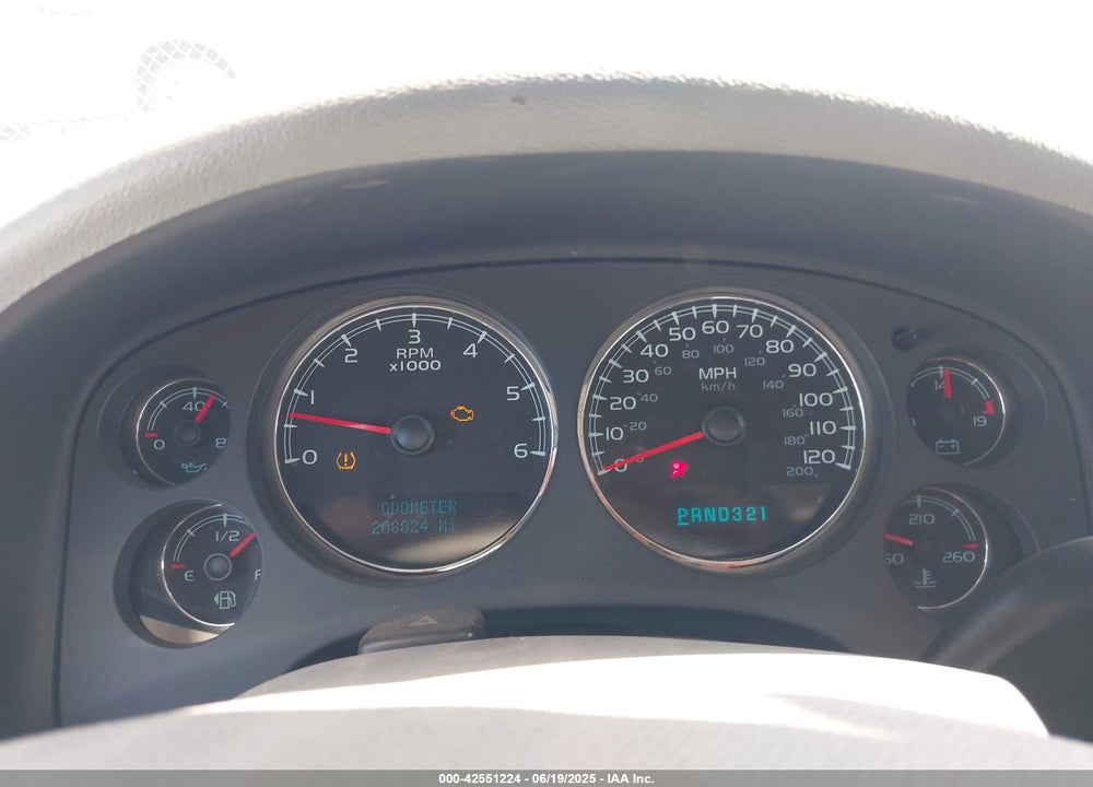 2007 CHEVROLET SUBURBAN 1500 VIN: 3GNFK16347G260507
