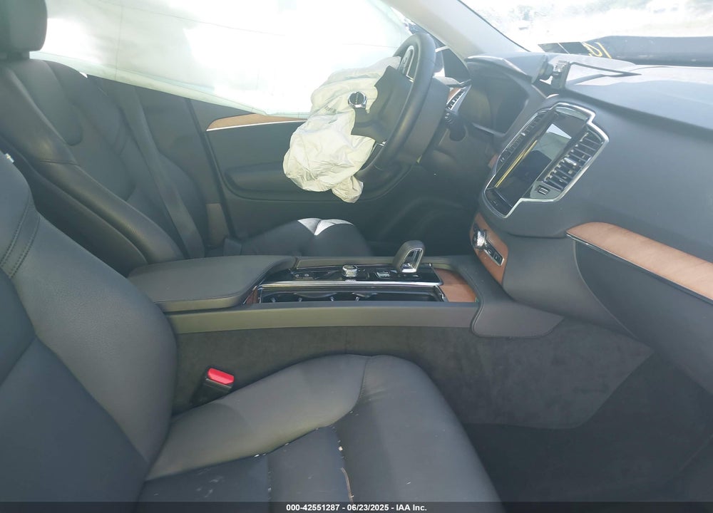 2024 VOLVO XC90 VIN: YV4062PE4R1197514