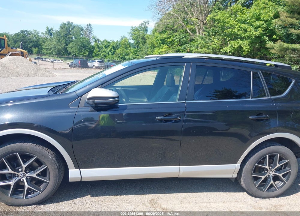 2016 TOYOTA RAV4 VIN: JTMJFREV2GJ089599