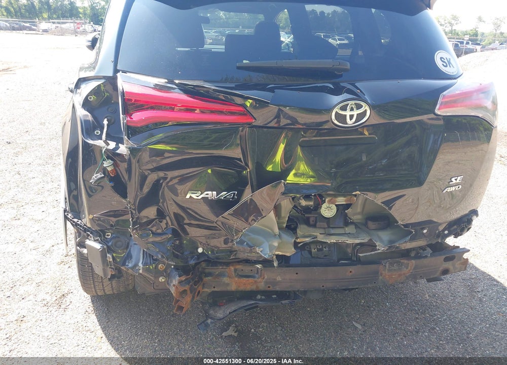 2016 TOYOTA RAV4 VIN: JTMJFREV2GJ089599