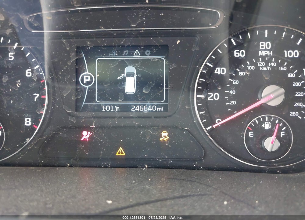 2017 KIA SORENTO 3.3L LX VIN: 5XYPGDA58HG309135