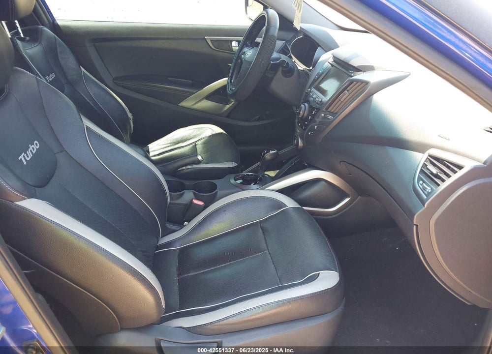 2014 HYUNDAI VELOSTER VIN: KMHTC6AE1EU192381