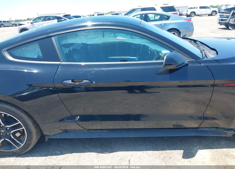 2022 FORD MUSTANG VIN: 1FA6P8TH4N5100883