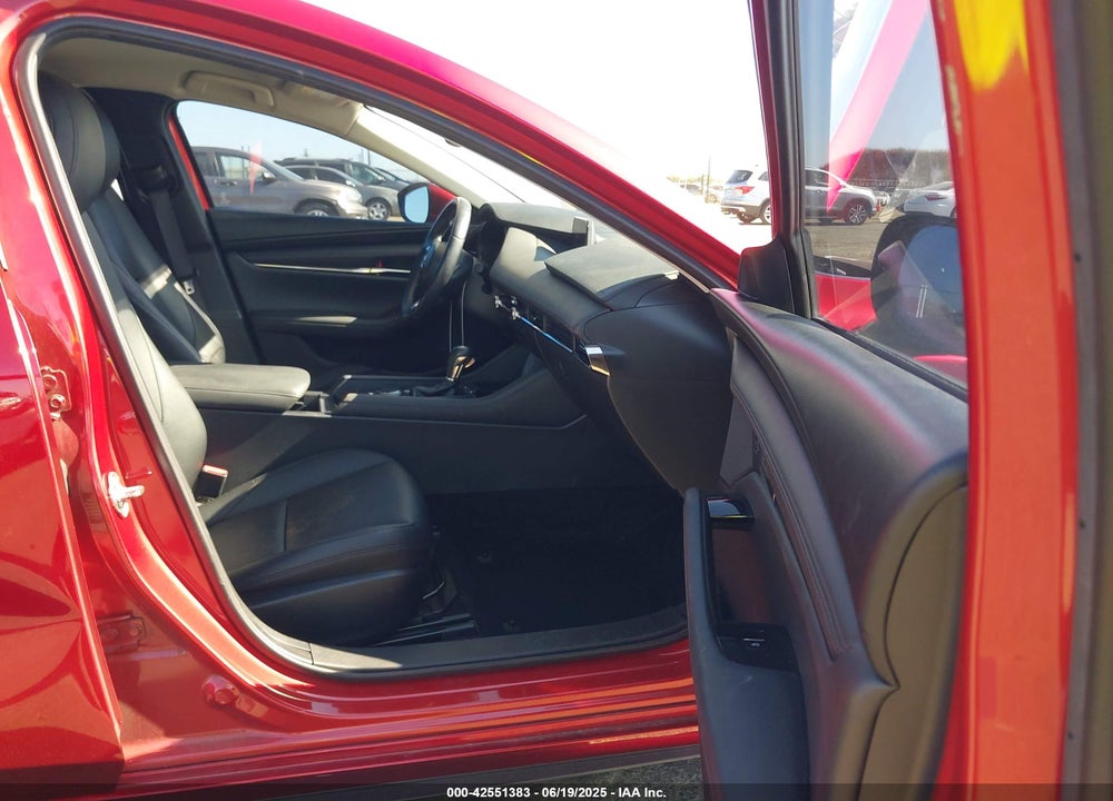 2019 MAZDA 3 VIN: JM1BPBAM5K1118575