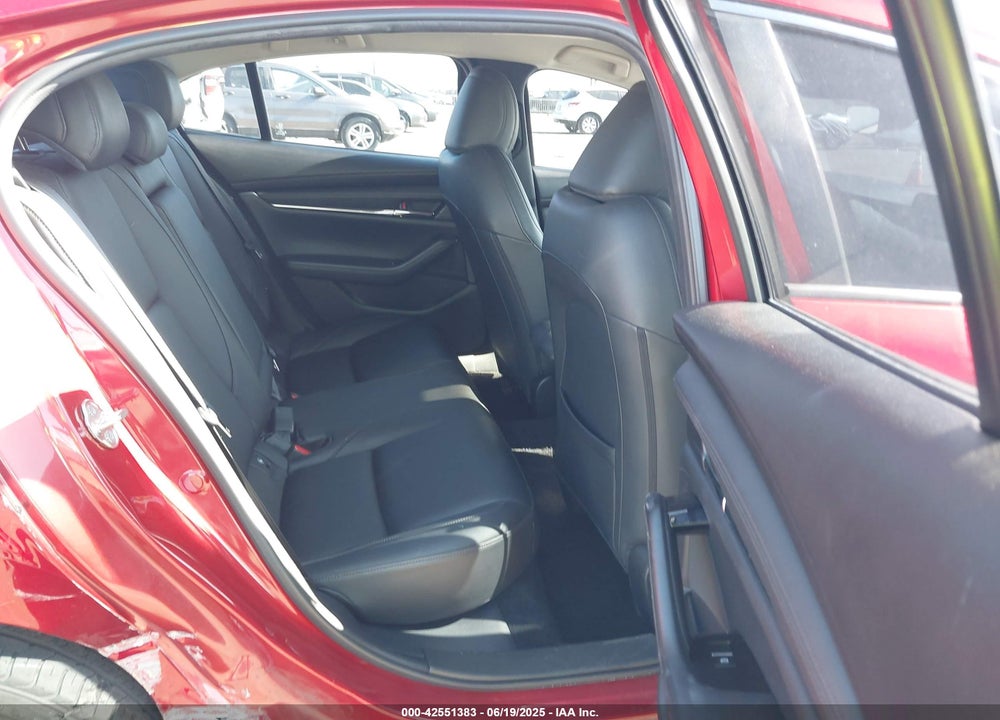 2019 MAZDA 3 VIN: JM1BPBAM5K1118575
