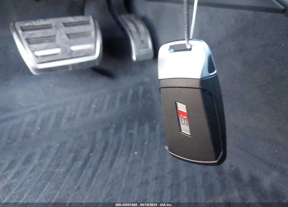 2018 AUDI S4 VIN: WAUC4AF44JA100841