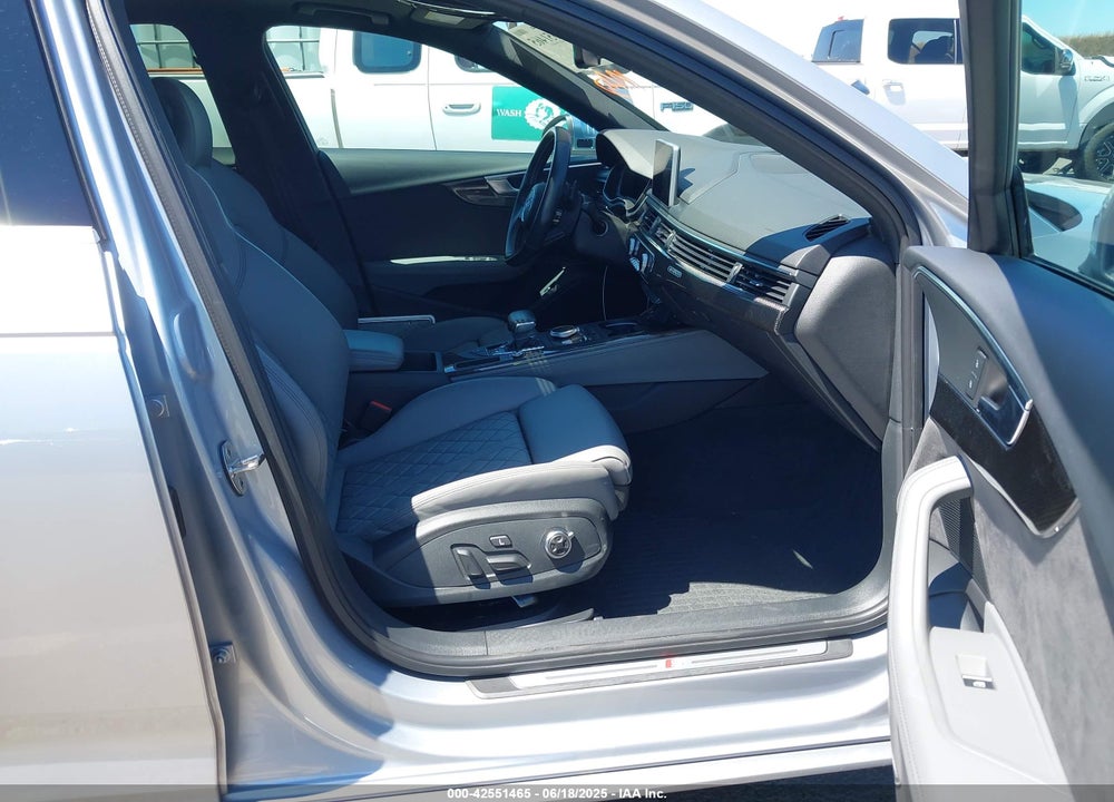 2018 AUDI S4 VIN: WAUC4AF44JA100841