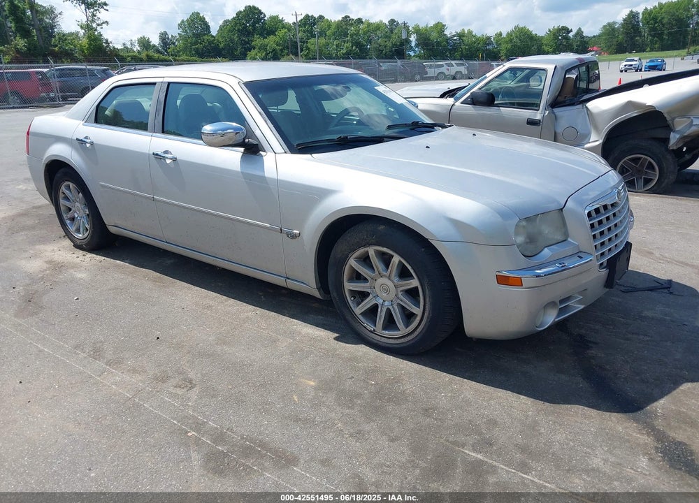 2005 CHRYSLER 300C VIN: 2C3AA63H35H560253