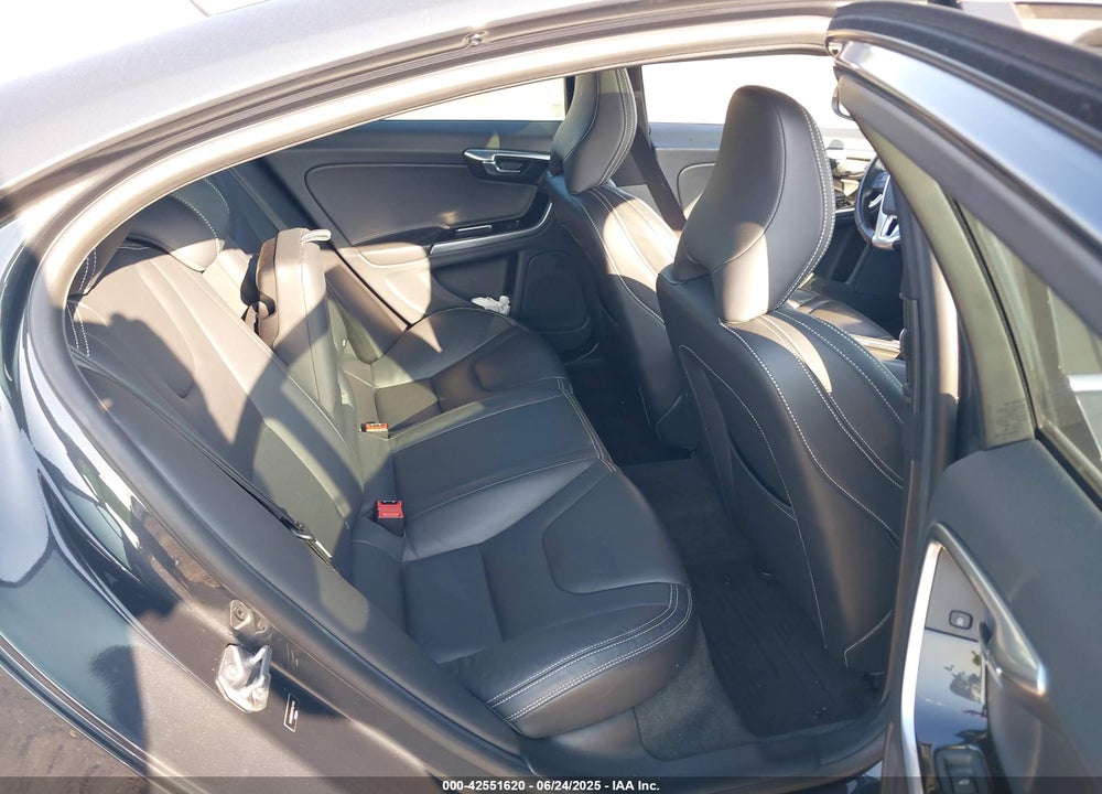 2015 VOLVO S60 T5 PREMIER VIN: YV140MFK7F1347890