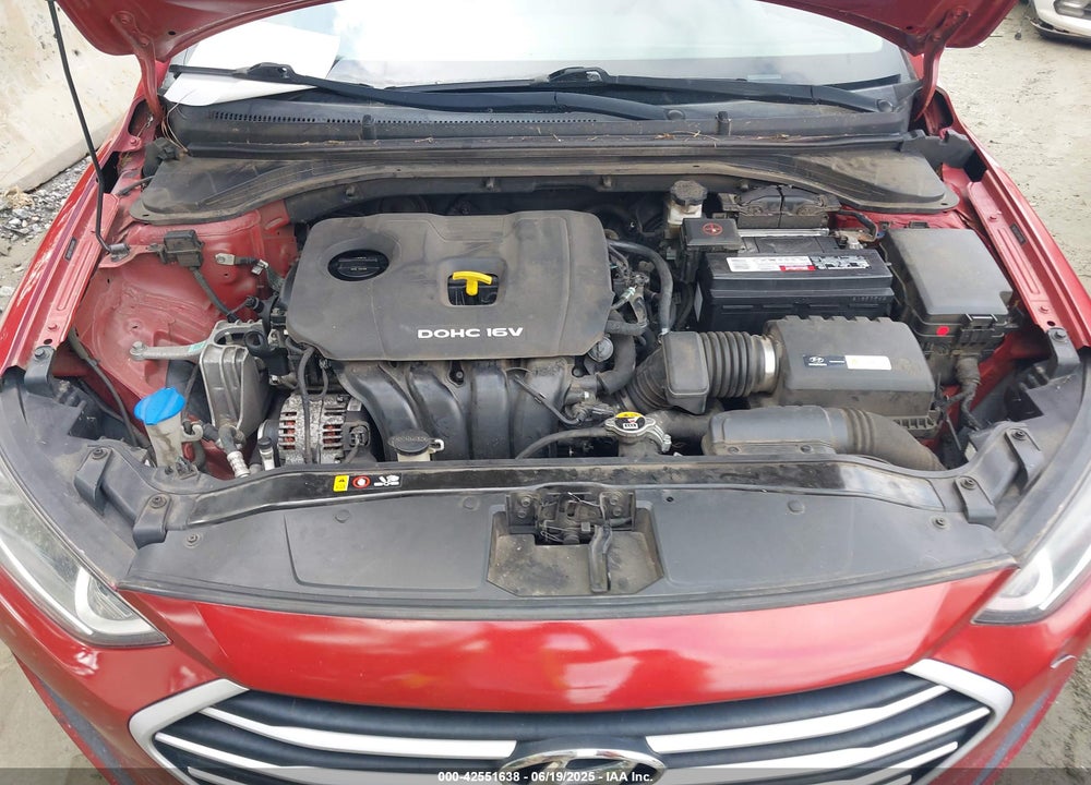 2017 HYUNDAI ELANTRA VIN: 5NPD84LF5HH116486