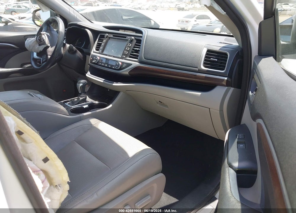 2016 TOYOTA HIGHLANDER VIN: 5TDDKRFH8GS329274