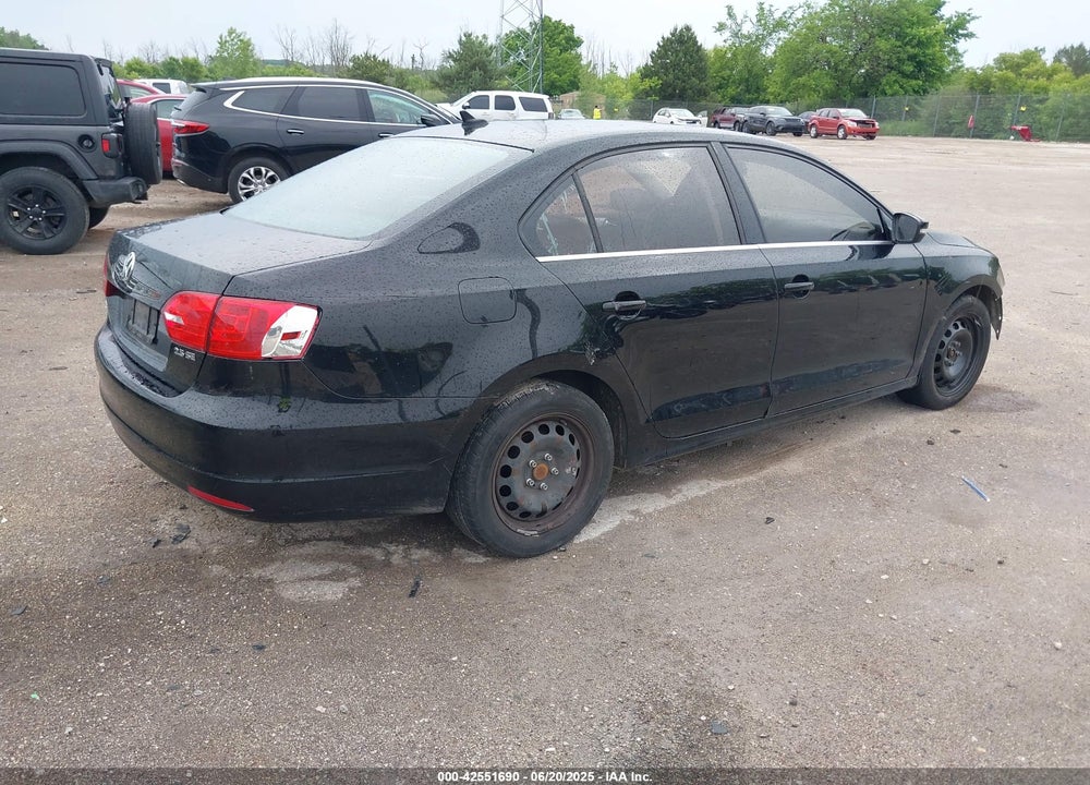 2013 VOLKSWAGEN JETTA 2.5L SE VIN: 3VWDP7AJXDM359918