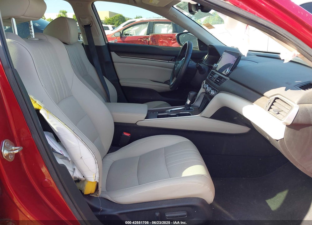 2019 HONDA ACCORD VIN: 1HGCV1F59KA035853