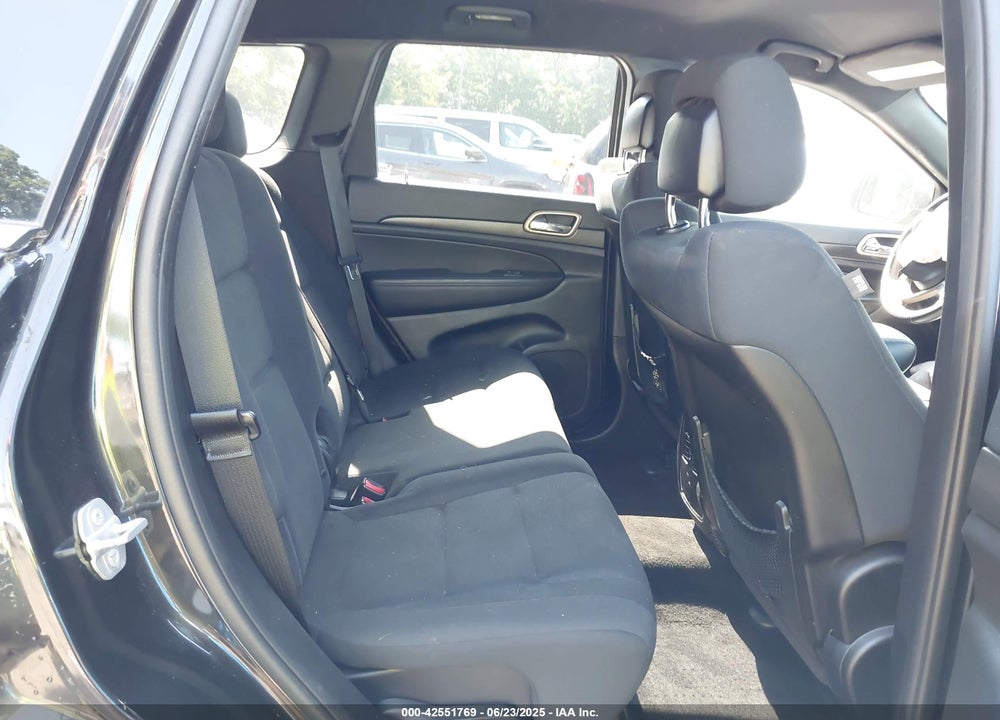 2015 JEEP GRAND CHEROKEE VIN: 1C4RJFAG3FC704252