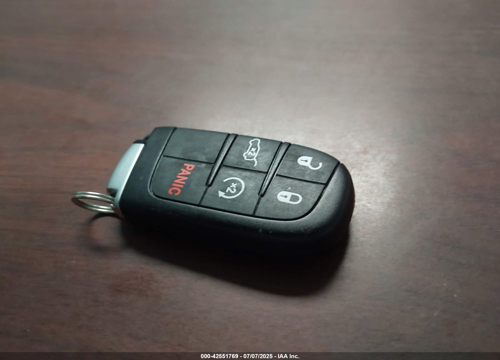 2015 JEEP GRAND CHEROKEE VIN: 1C4RJFAG3FC704252
