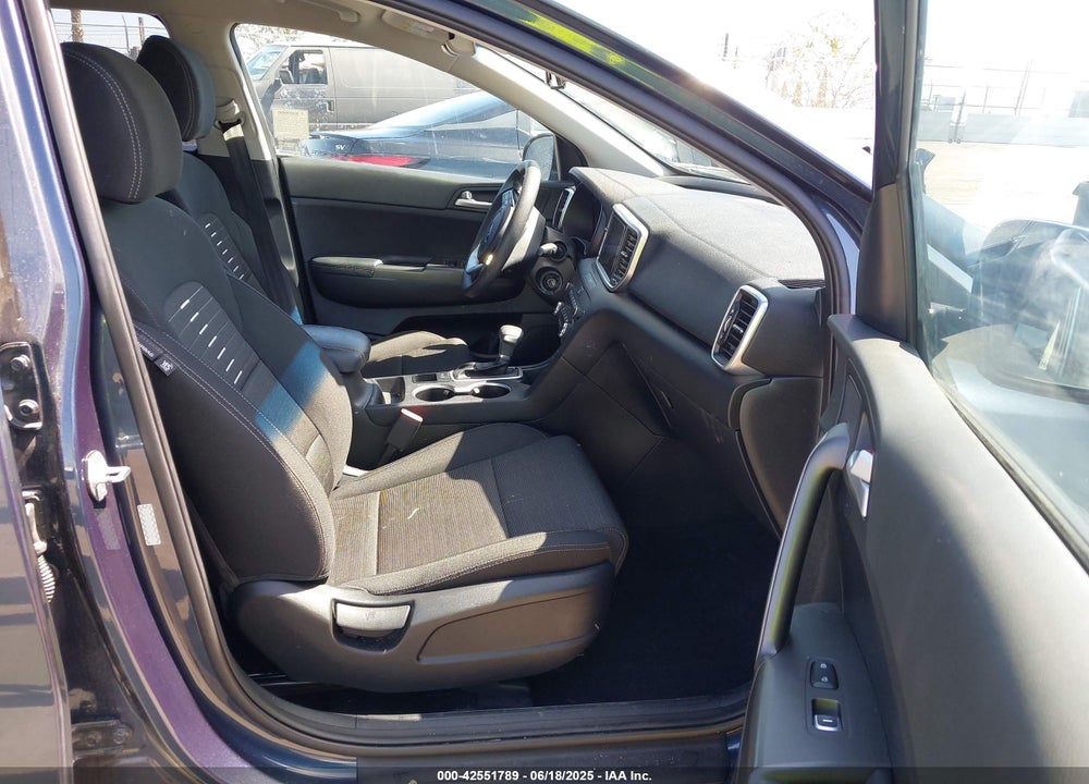 2021 KIA SPORTAGE VIN: KNDPM3AC4M7888598