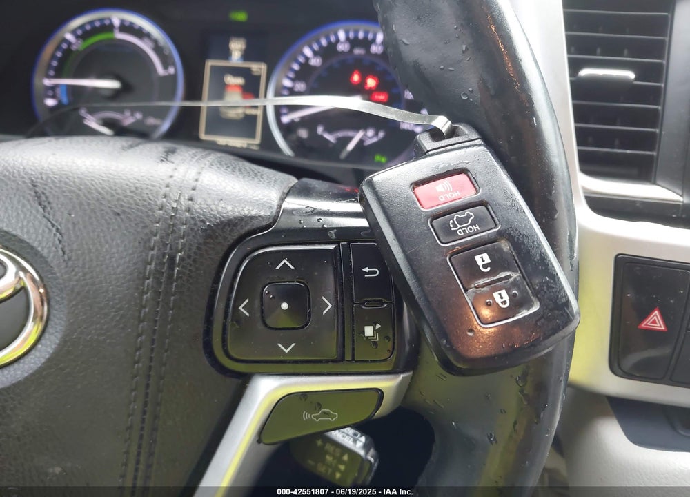 2016 TOYOTA HIGHLANDER HYBRID VIN: 5TDDCRFH5GS019824
