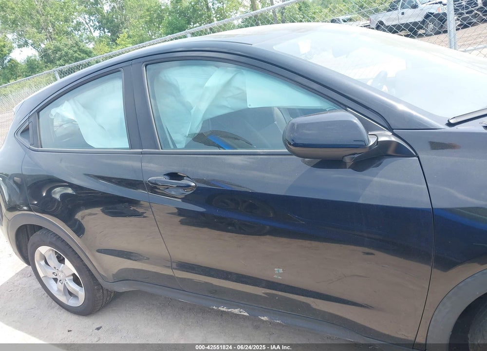2022 HONDA HR-V VIN: 3CZRU6H38NM759300