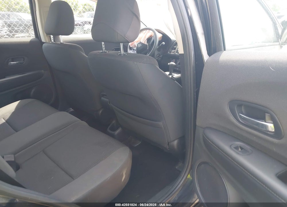 2022 HONDA HR-V VIN: 3CZRU6H38NM759300
