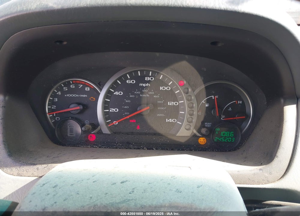 2004 HONDA PILOT VIN: 2HKYF18674H511150