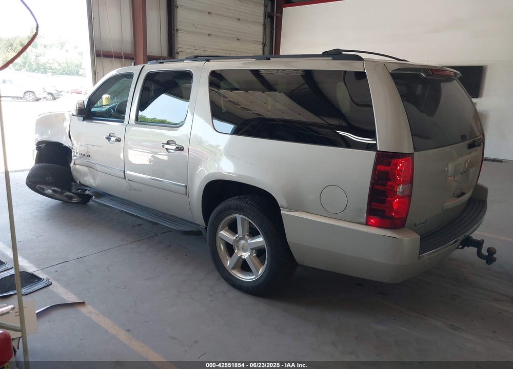 2013 CHEVROLET SUBURBAN 1500 VIN: 1GNSKKE79DR165963