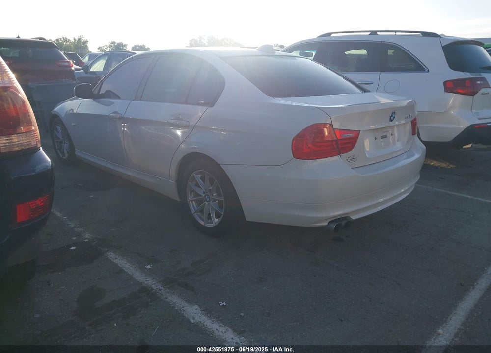 2010 BMW 328I VIN: WBAPH7G57ANM53843