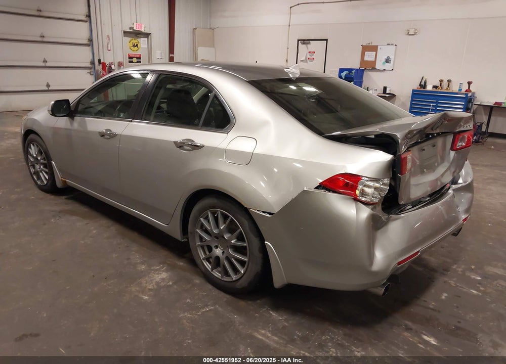 2010 ACURA TSX VIN: JH4CU2F63AC032884