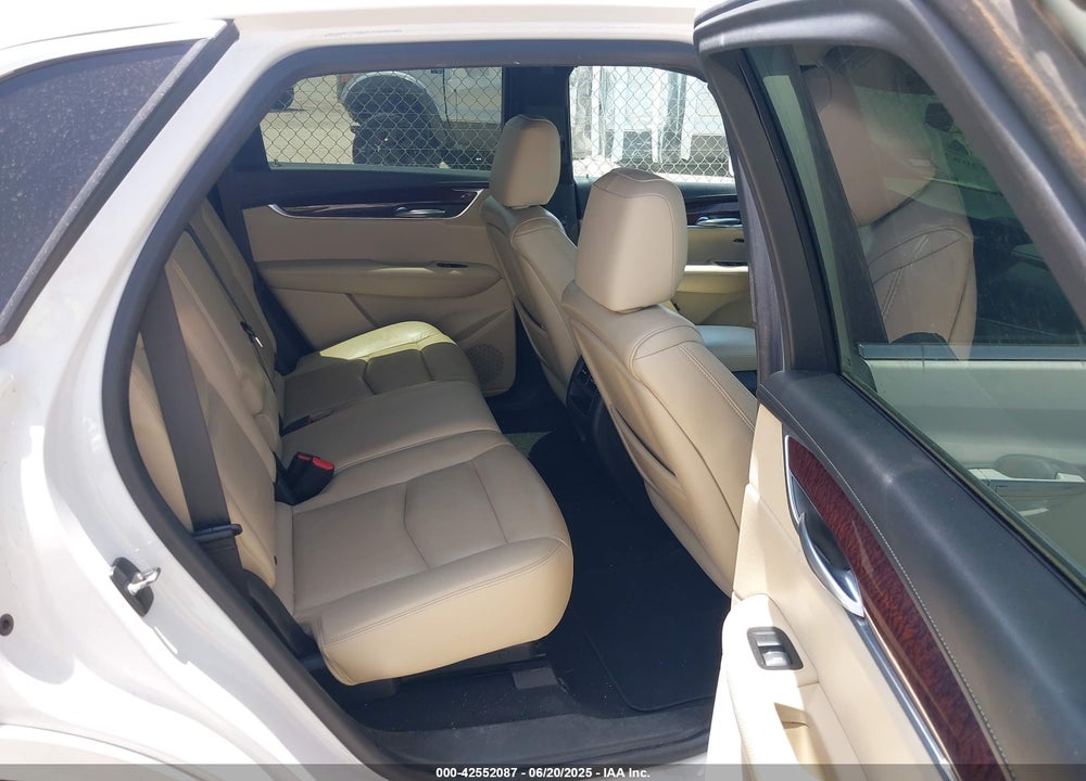 2017 CADILLAC XT5 VIN: 1GYKNBRS0HZ109926